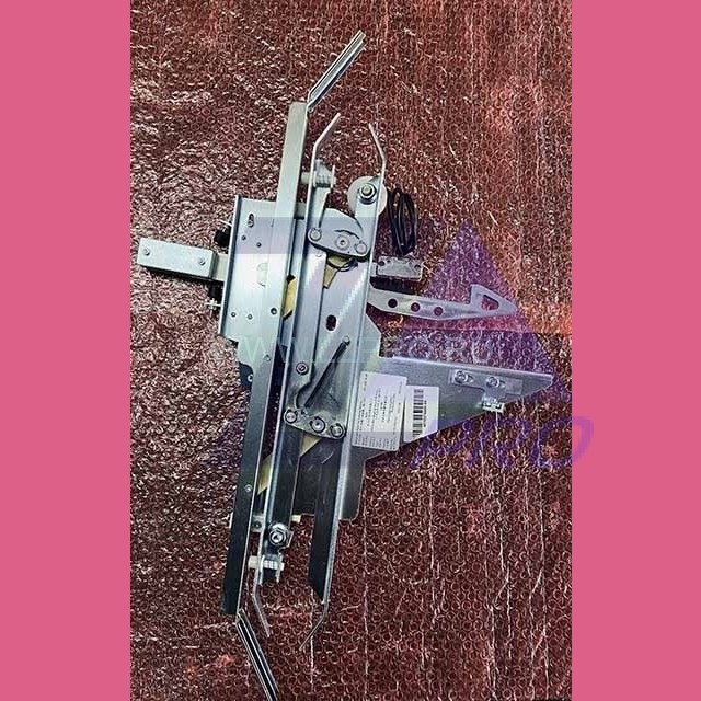 Отводка правая с замком DO Varidor 30AP Schindler