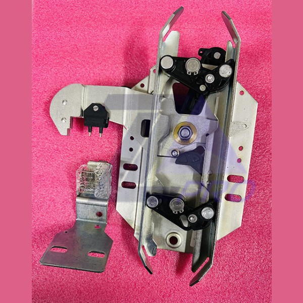 Отводка правая с замком CDL Premium 40/10 PM CDL-P000CD000 Fermator