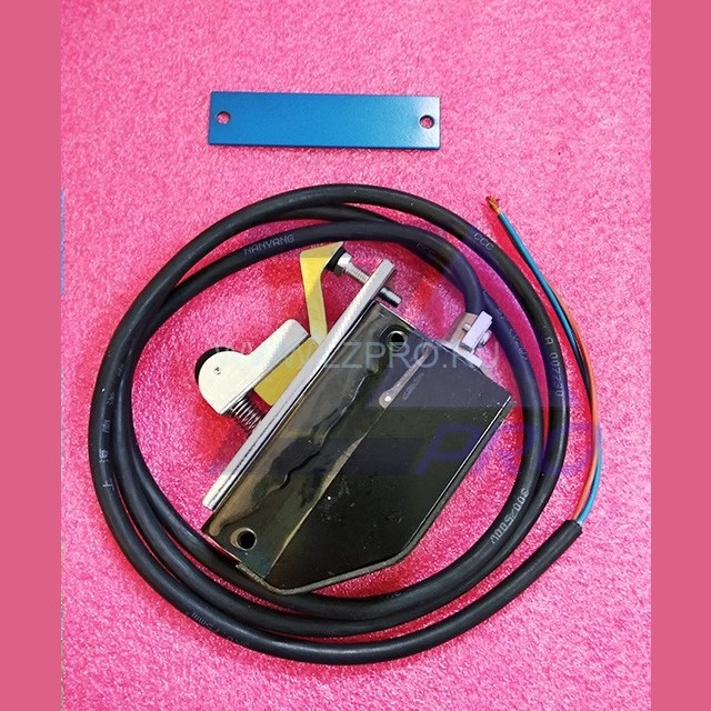 Выключатель DS-120 MKG131-02 XIZI OTIS