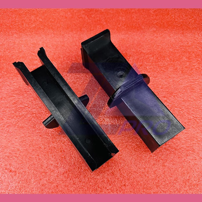 Вкладыш T-16мм башмака кабины L-130мм 6073203240 Thyssen (пр-во Россия)