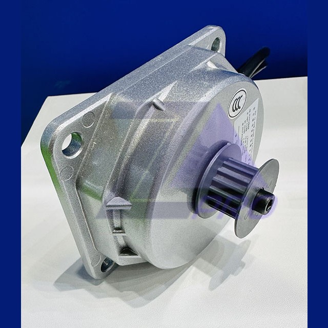 Мотор привода дверей (220V, 50Hz, 1.0Nm, 300r/min, 31W) 96TAST-P3T2M44K