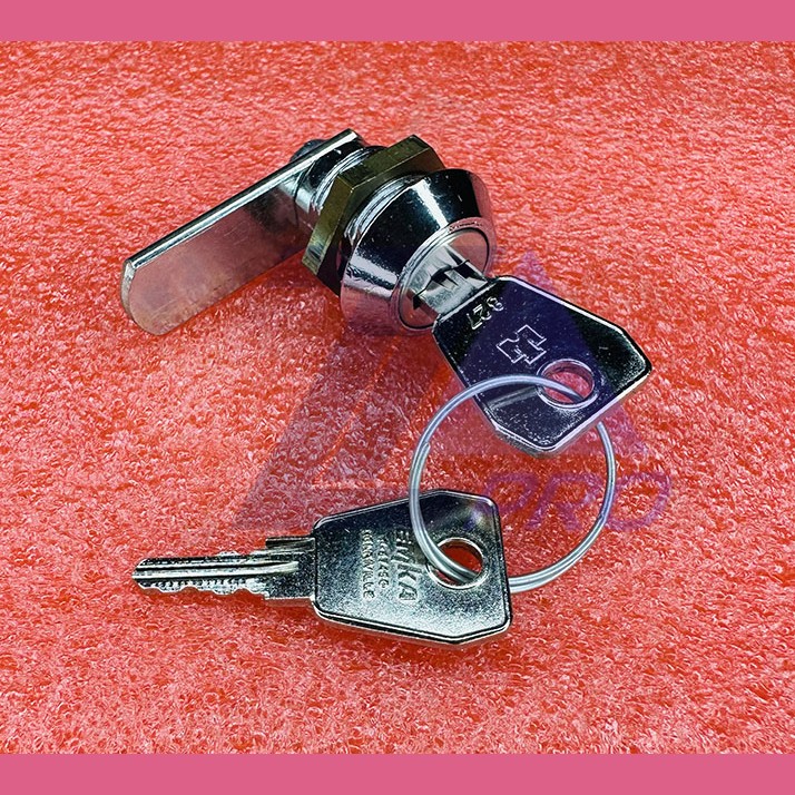 Замок (ключевина) панели приказов ЩЛЗ