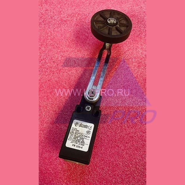 Выключатель концевой с регулируемым роликом FR 555-4 Pizzato