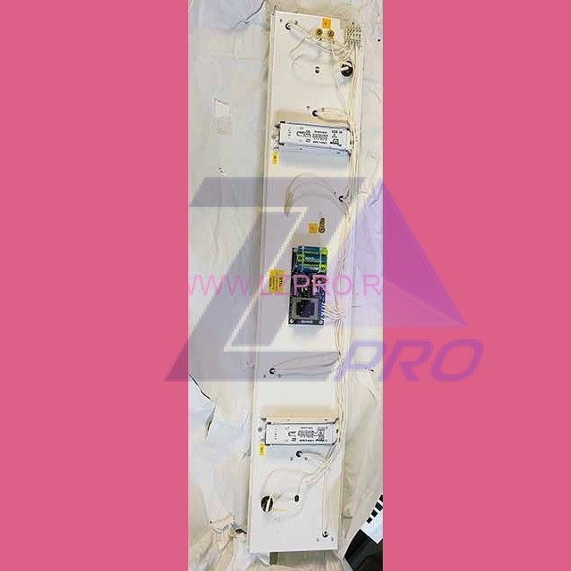 Светильник с источником аварийного освещения 3-х ламповый ZAA417P1 Otis