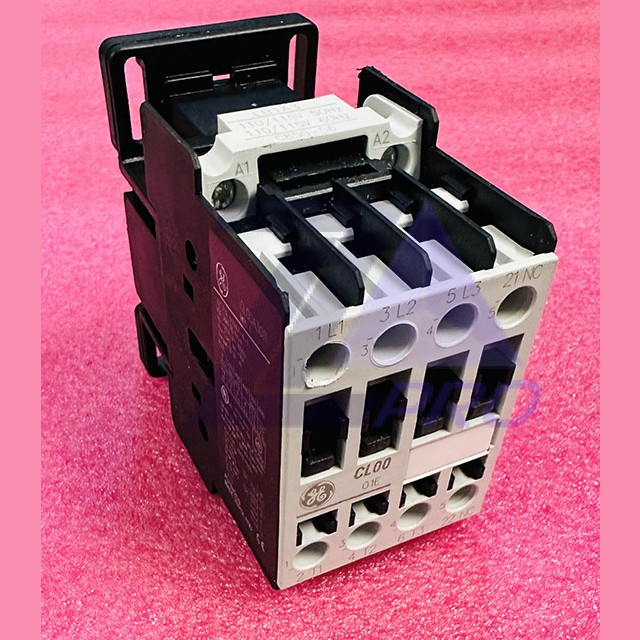 Контактор (3-полюсный, вспомогательные контакты NC, 24ВAC) CL00A301T mod.1