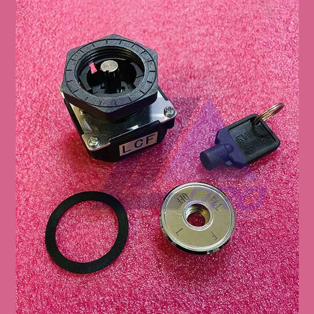 Ключевина четырехступенчатая  F&L fan/light XAA431BS1