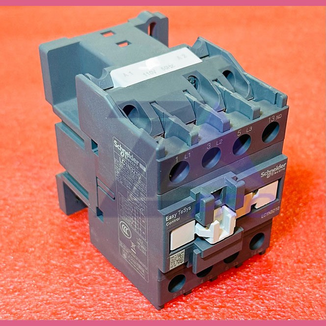Контактор 32А 220В 1НО LC1E3210M5 Schneider Electric