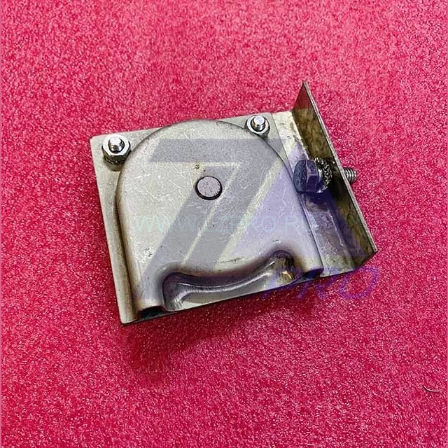 Шкив тросика левый TC806 SKG Metallschneider