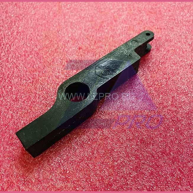 Качалка защелка отводки двери кабины 0411Е.03.10.063 Ecomaks ЩЛЗ