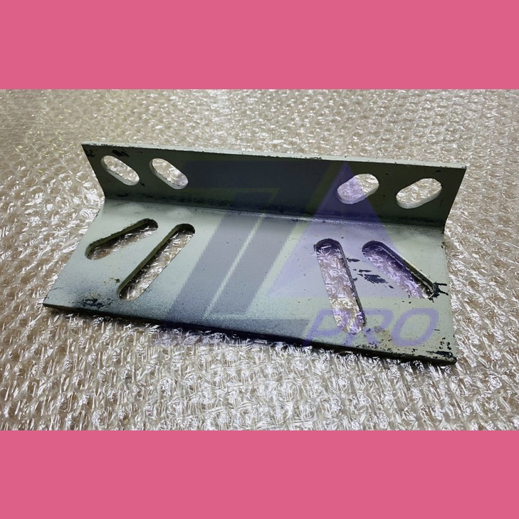 Кронштейн направляющей кабины FO283DJA8 ОТИС