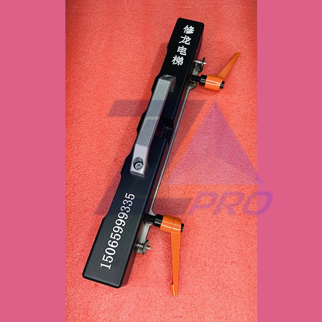 Инструмент для выравнивания соединений (стыков) направляющих лифта