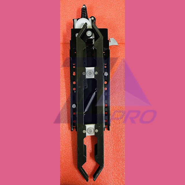 Отводка двери кабины смещение 0-108мм левая RCF-1 Hydrabelt 3201.12.0218V02 Selcom