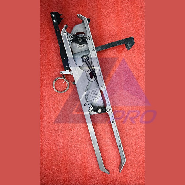 Отводка левая с замком CDL Varidor 15/35 59351195 Schindler 5500