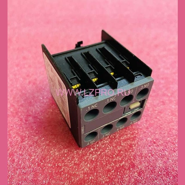 Блок дополнительных контактов 2NO+2NC 3RH2911-1HA22 Siemens KM51063696 Kone