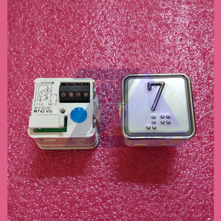 Модуль кнопочный "7" синяя подсветка MT42 VIII Schaefer