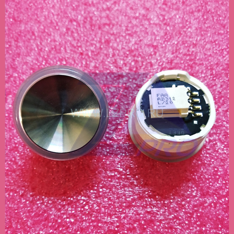 Кнопка (подсветка зеленый ореол, шлифованная, AMP разъем для MCS220) FAA25090AD312 Otis