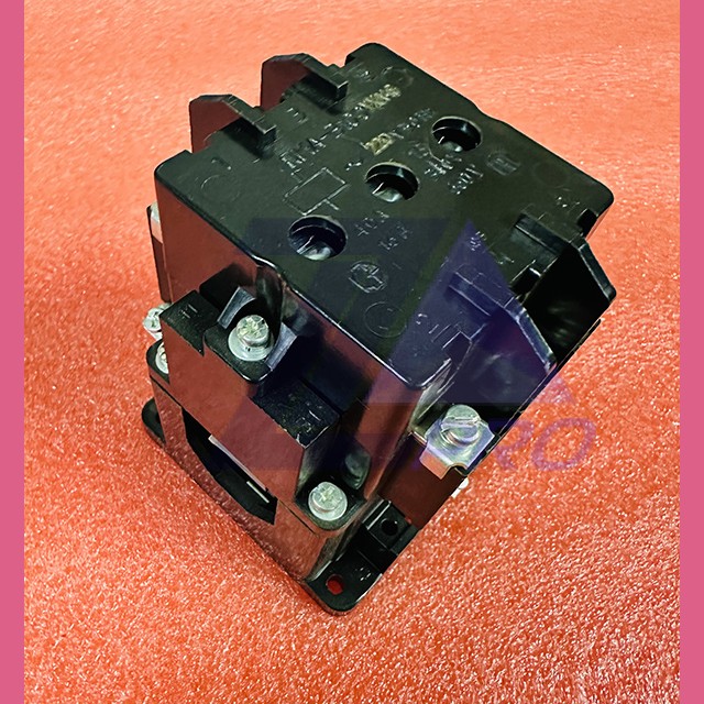 Электромагнитный пускатель ПМА 3100 УХЛ4 Б 110В 2з+2р ТЭ