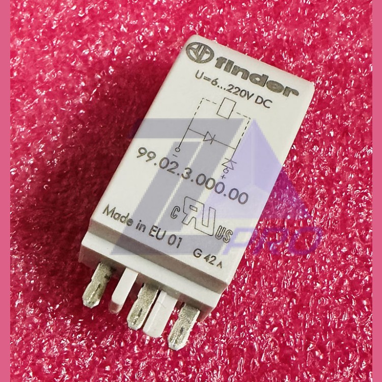Модуль защиты RC-цепь 6...220VDC 99.02.3.000.00 Finder
