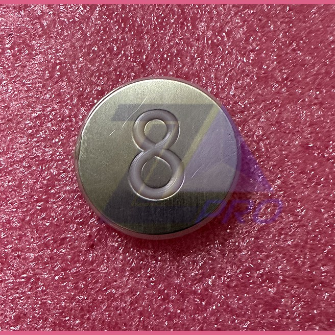 Нажимной элемент (толкатель) белый шлифованный "8" KM870822G008 Kone