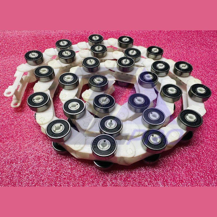 Цепь огибающая баллюстрады 28 пар L=1350мм шаг 45 R20 KM5232300G06 Kone