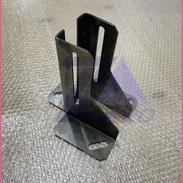 Кронштейн крепления п-образного пояса направляющих Отис