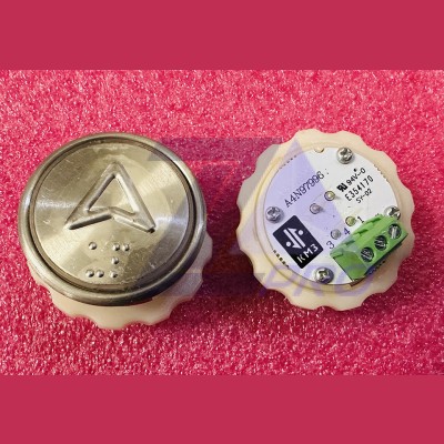 Кнопочный модуль с шрифтом Брайля "стрелка" разъём под винт A4N9799...