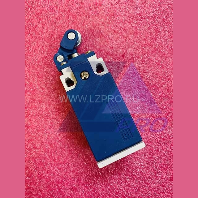 Концевой выключатель с однонаправленным роликом углового действия L5K23MIM311 Emas