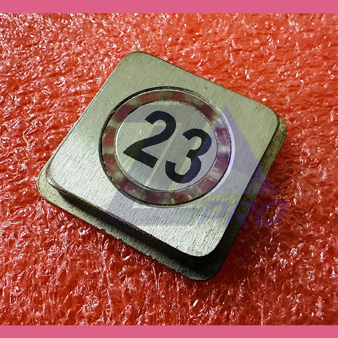 Толкатель квадратный 23 кнопочного модуля ВКЛ13А-7