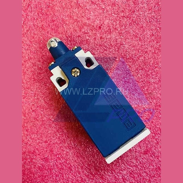 Концевой выключатель с продольным роликом L5K23MUM331 Emas