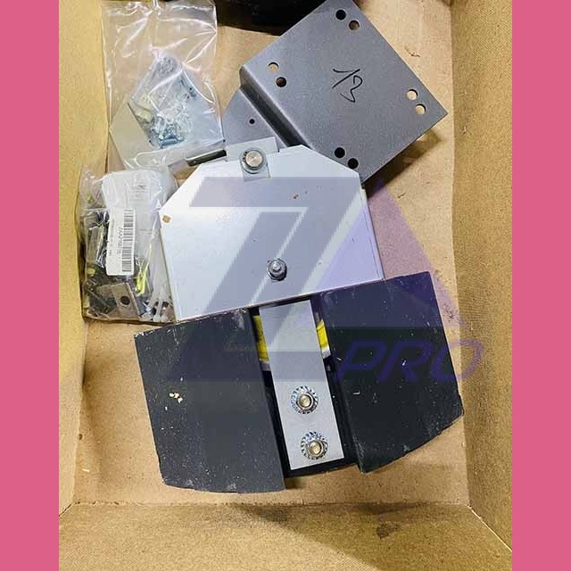 Натяжное устройство в сборе с установочным комплектом ZAA22700P13