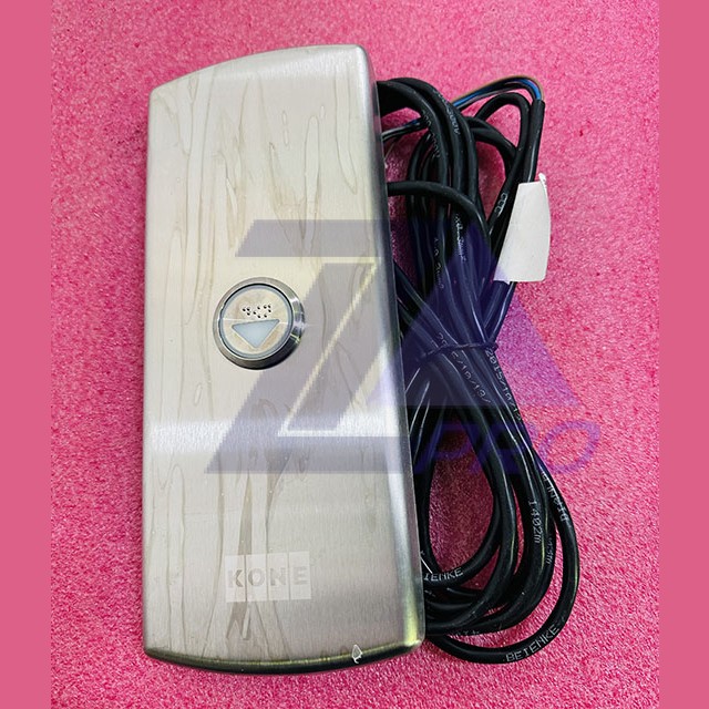 Вызывной пост однокнопочный "стрелка" с шрифтом Брайля KM1372990 Kone