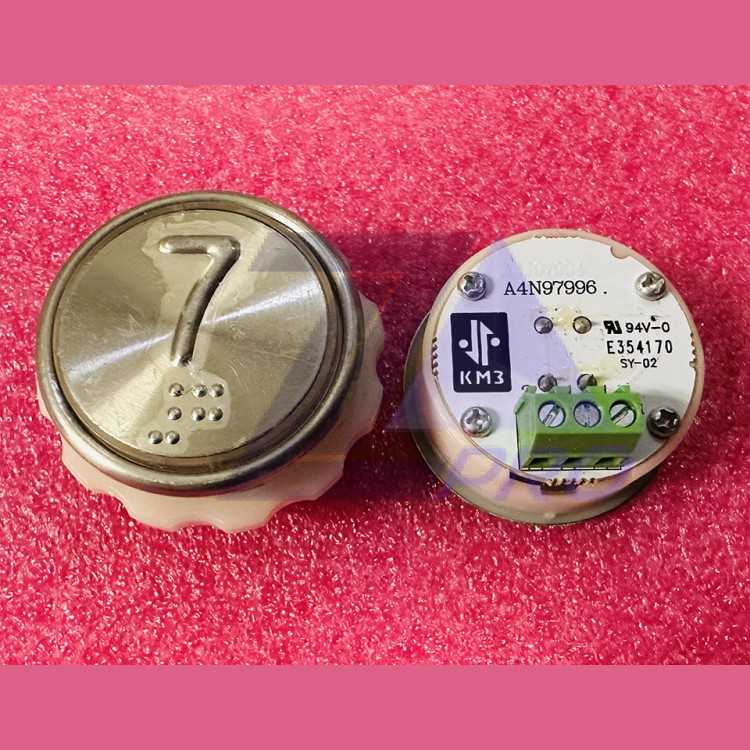 Кнопочный модуль с шрифтом Брайля "7" разъём под винт A4N97996 MA2D04-D-R-07 КМЗ