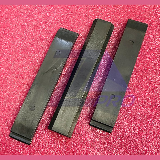 Комплект вкладышей башмака 10мм T-8K 1x4R52366A+2x4R52367A LG Sigma