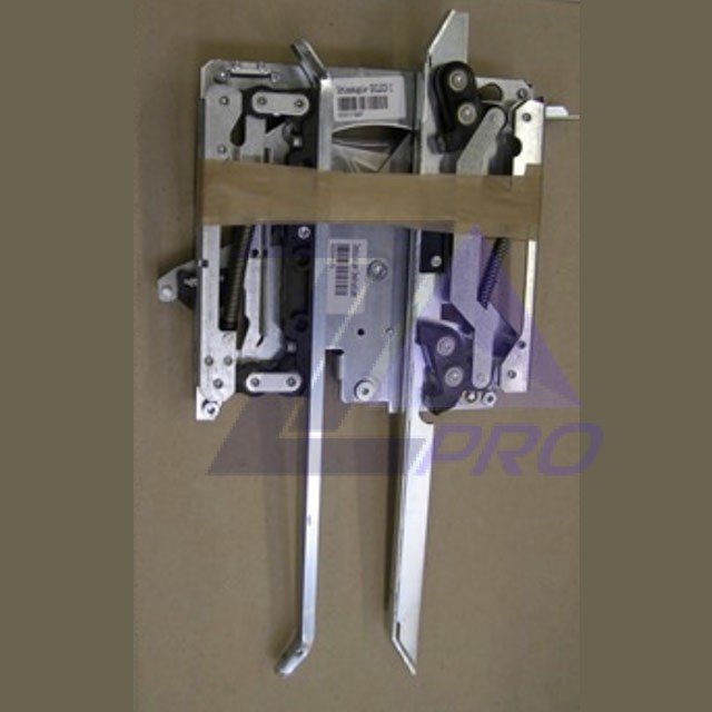 Отводка дверей кабины KM602301G15 Kone