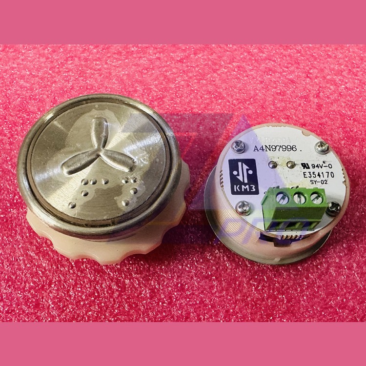 Кнопочный модуль с шрифтом Брайля "вентилятор" разъём под винт A4N97996 MA2D04-S-W-FAN КМЗ