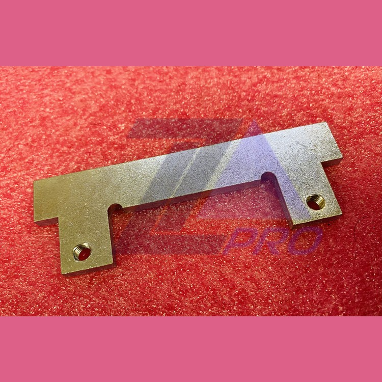 Кронштейн для установки масленки на кабину 0411С.03.00.006 ЩЛЗ Wellmaks