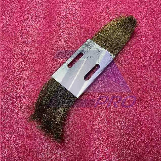 Щетка (малая) снятия статического напряжения поручня эскалатора/траволатора Otis