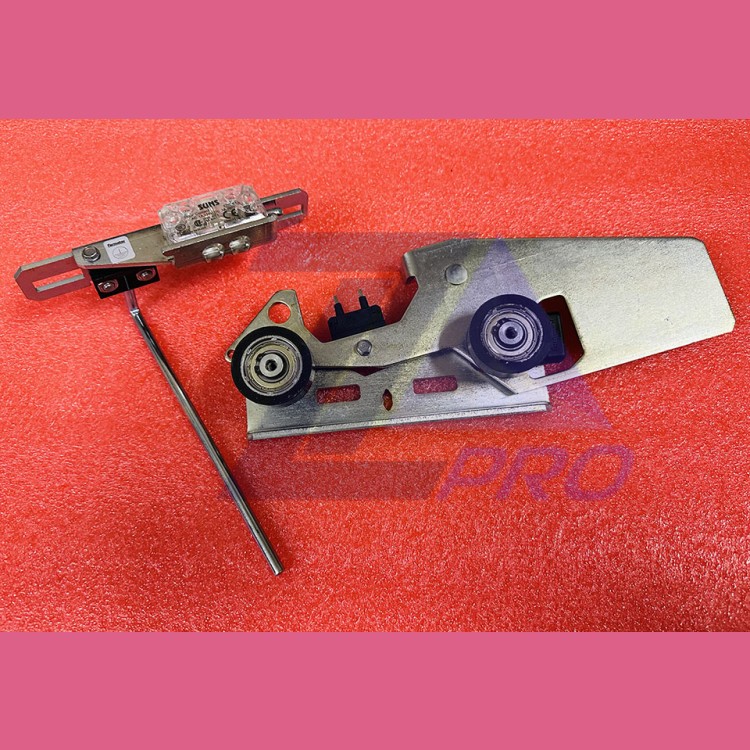 Замок дверей шахты в сборе, левый Premium T2 KEN-PM00Si0A0 Fermator