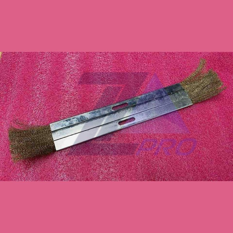 Щетка (большая) снятия статического напряжения поручня эскалатора/траволатора Otis